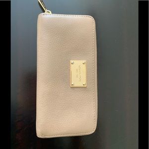 Michael Kors Beige Wallet